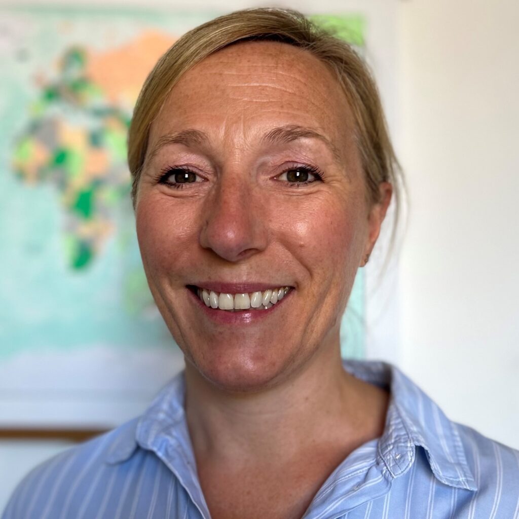 Dianne Binns, Client Director